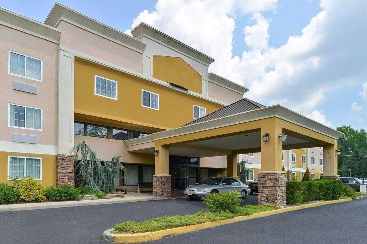 Latitude Suites Tinton Falls Eatontown - BW Premier Collection Exterior foto